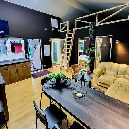 Seikluspargi Puhkemajad * Valma